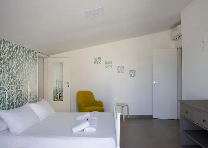 Casa Sikelia, Hl Collection * باكينو